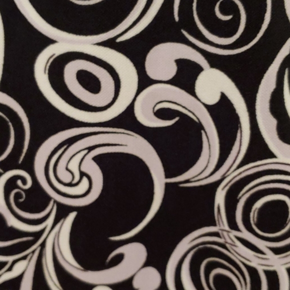 🐻 Wildlife Sportswear Skirt - Picture 3 of 8